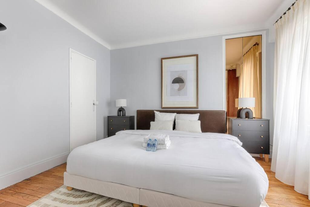 Matignon Saint-Honore : Magnifique Appartement 1Br París Exterior foto