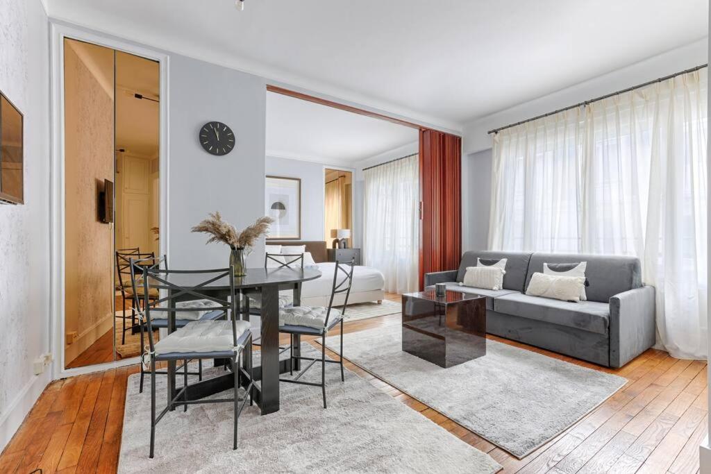 Matignon Saint-Honore : Magnifique Appartement 1Br París Exterior foto
