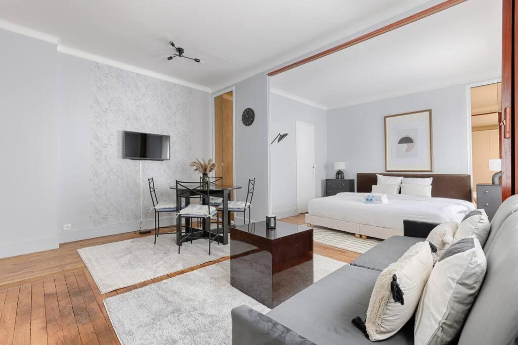 Matignon Saint-Honore : Magnifique Appartement 1Br París Exterior foto